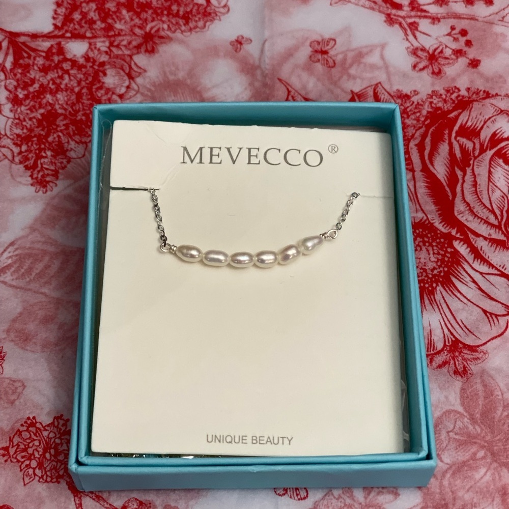 ☀️Small Pearl Bead Necklace 🤍